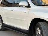 Toyota Highlander 2012 года за 9 750 000 тг. в Актау – фото 3