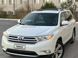 Toyota Highlander 2012 года за 9 750 000 тг. в Актау