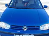 Volkswagen Golf 1998 годаүшін2 300 000 тг. в Сатпаев