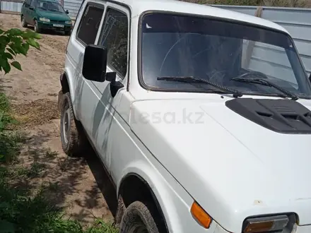 ВАЗ (Lada) Lada 2121 2006 года за 800 000 тг. в Атырау – фото 4