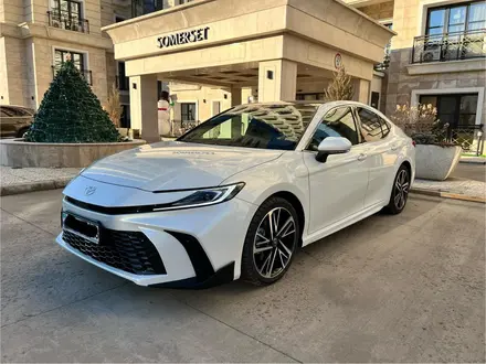 Toyota Camry 2024 года за 16 600 000 тг. в Атырау – фото 2