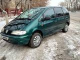 Volkswagen Sharan 1997 года за 1 900 000 тг. в Караганда