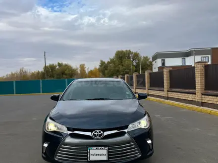 Toyota Camry 2015 года за 8 200 000 тг. в Актобе