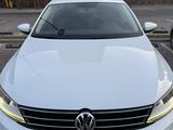 Volkswagen Jetta 2018 года за 7 700 000 тг. в Алматы – фото 2