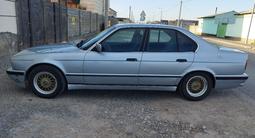 BMW 520 1993 года за 1 050 000 тг. в Туркестан – фото 2