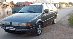 Volkswagen Passat 1990 годаүшін1 500 000 тг. в Алматы