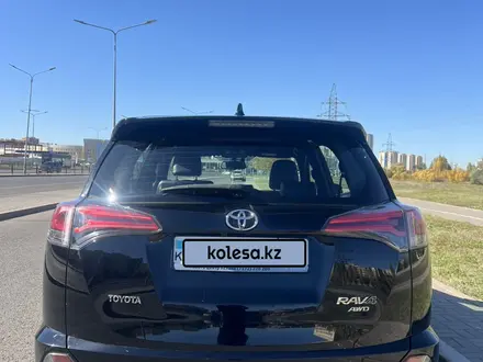 Toyota RAV4 2018 года за 13 500 000 тг. в Астана – фото 5