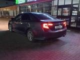 Toyota Camry 2012 года за 8 200 000 тг. в Уральск – фото 3