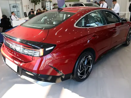 Hyundai Sonata Style 2025 года за 15 390 000 тг. в Костанай – фото 4