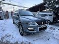 Volkswagen Touareg 2008 года за 6 300 000 тг. в Алматы