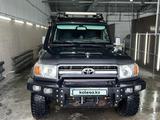 Toyota Land Cruiser Prado 2011 годаfor17 000 000 тг. в Актобе