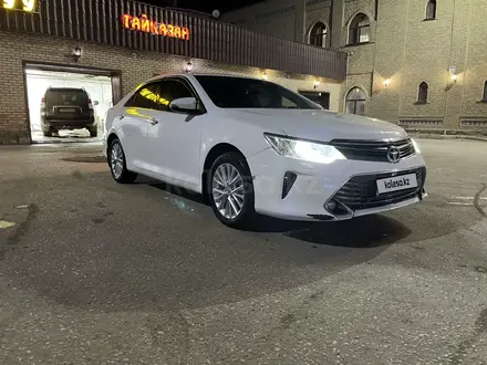 Toyota Camry 2014 года за 11 000 000 тг. в Актобе