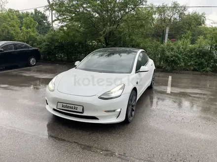 Tesla Model 3 2019 года за 17 000 000 тг. в Алматы – фото 3