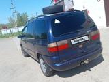 Volkswagen Sharan 1999 года за 2 500 000 тг. в Уральск – фото 2