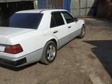 Mercedes-Benz E 230 1992 года за 1 700 000 тг. в Алматы – фото 4