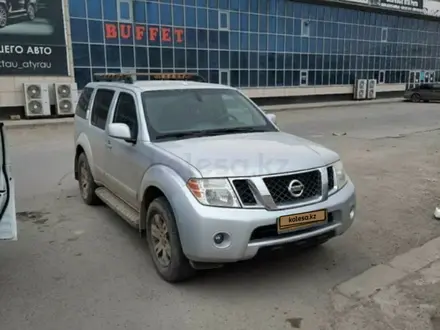 Nissan Pathfinder 2011 года за 9 700 000 тг. в Атырау