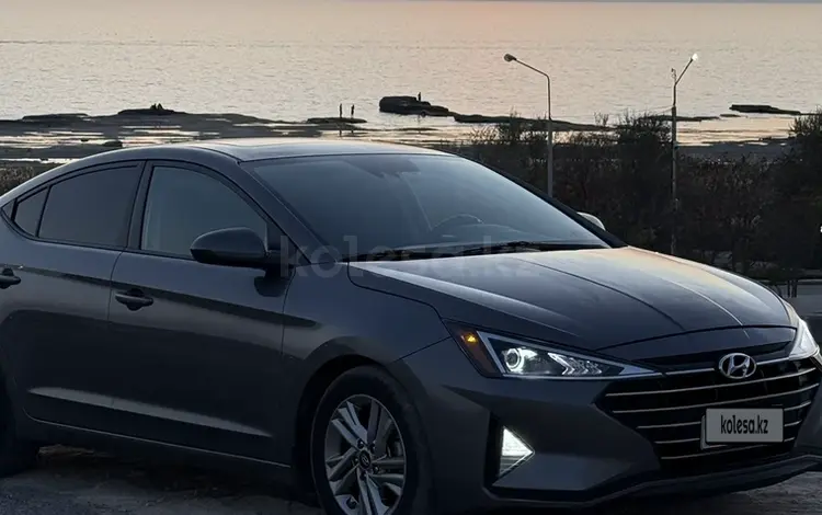 Hyundai Elantra 2019 года за 5 500 000 тг. в Актау