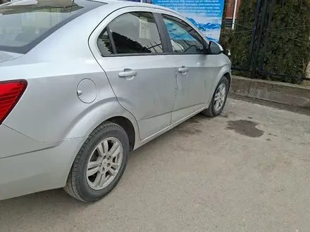Chevrolet Aveo 2015 года за 2 700 000 тг. в Алматы – фото 9