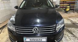 Volkswagen Passat 2011 годаfor4 400 000 тг. в Астана