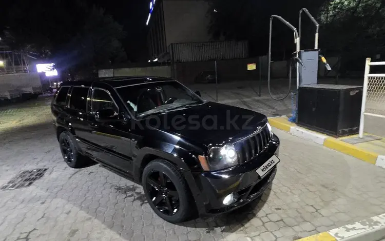 Jeep Grand Cherokee 2006 года за 13 300 000 тг. в Алматы