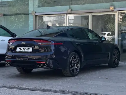 Kia Stinger 2021 года за 15 500 000 тг. в Алматы – фото 2