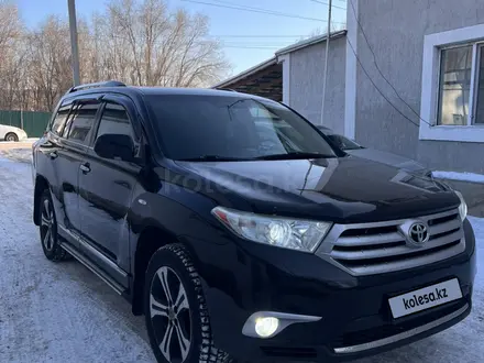 Toyota Highlander 2011 года за 14 500 000 тг. в Астана – фото 2