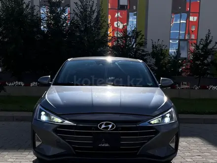 Hyundai Elantra 2019 года за 6 000 000 тг. в Актобе – фото 6