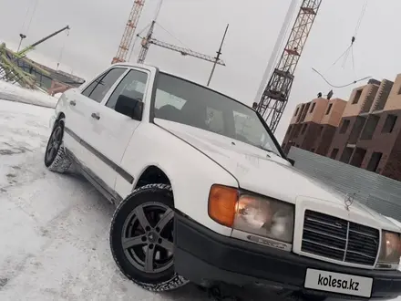 Mercedes-Benz E 230 1987 года за 800 000 тг. в Астана