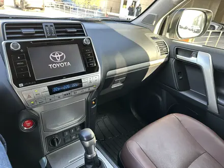 Toyota Land Cruiser Prado 2020 года за 29 000 000 тг. в Алматы – фото 11