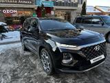 Hyundai Santa Fe 2019 года за 13 500 000 тг. в Алматы