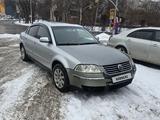 Volkswagen Passat 2002 годаfor1 800 000 тг. в Алматы