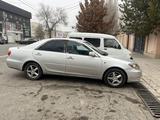 Toyota Camry 2005 года за 3 650 000 тг. в Тараз – фото 2