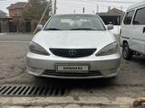 Toyota Camry 2005 года за 3 650 000 тг. в Тараз