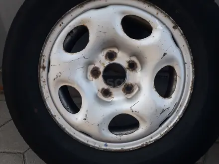 Запаска R15 для TOYOTA RAV4 + 205/70 TRIANGLE. за 15 000 тг. в Караганда – фото 5