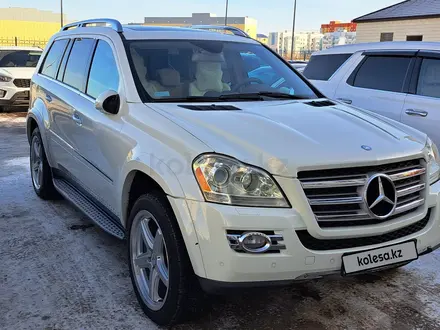 Mercedes-Benz GL 550 2008 года за 9 744 226 тг. в Атырау – фото 2