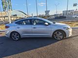 Hyundai Elantra 2018 года за 7 500 000 тг. в Астана