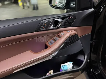 BMW X7 2022 года за 49 000 000 тг. в Астана – фото 10