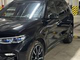 BMW X7 2022 года за 49 000 000 тг. в Астана – фото 3