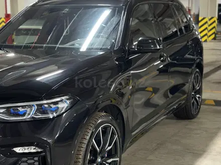 BMW X7 2022 года за 49 000 000 тг. в Астана – фото 3