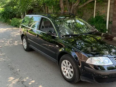 Volkswagen Passat 2001 года за 3 500 000 тг. в Алматы – фото 11