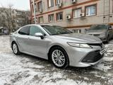 Toyota Camry 2018 годаүшін15 000 000 тг. в Актобе – фото 4