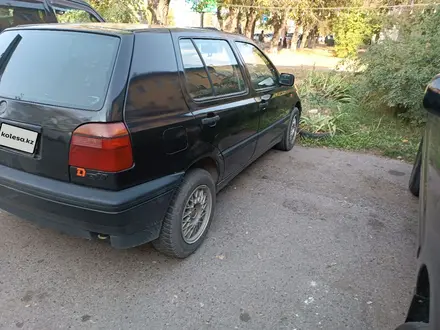 Volkswagen Golf 1993 года за 850 000 тг. в Алматы