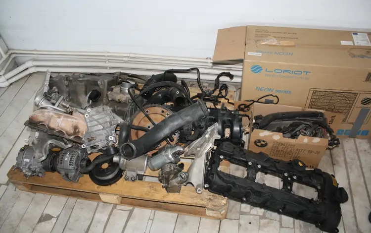 Навесное на bmw x-6 за 300 000 тг. в Костанай