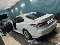 Toyota Camry 2018 года за 12 000 000 тг. в Атырау