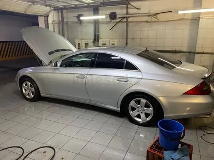 Mercedes-Benz CLS 500 2006 года за 7 500 000 тг. в Алматы – фото 10