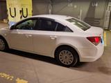 Chevrolet Cruze 2014 годаfor3 900 000 тг. в Алматы – фото 4