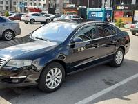 Volkswagen Passat 2006 годаүшін3 200 000 тг. в Алматы