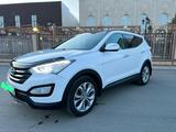 Hyundai Santa Fe 2014 года за 10 000 000 тг. в Уральск – фото 2