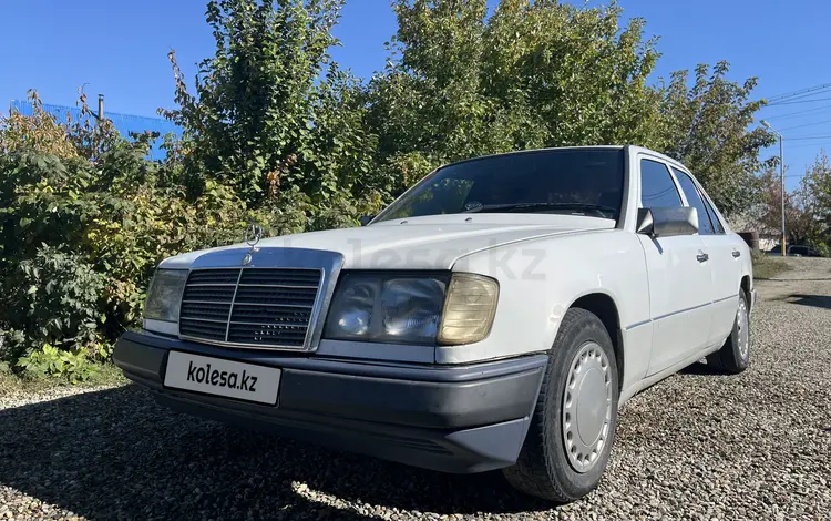 Mercedes-Benz E 200 1993 года за 1 400 000 тг. в Курчум