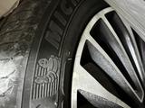 Оригинальные диски R20 с шинами Michelin и датчиками давления (TPMS) за 350 000 тг. в Астана – фото 5